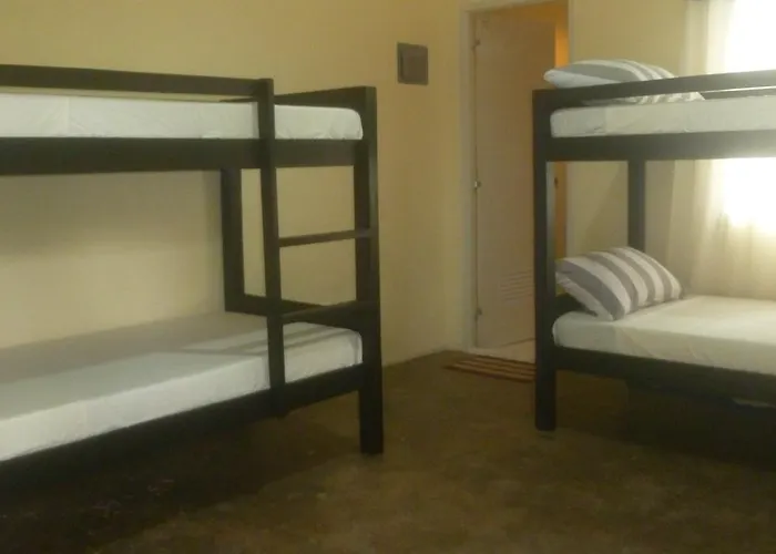 Moho Hostel Moalboal
