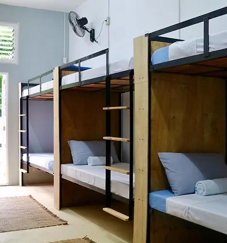 Moho Hostel Moalboal
